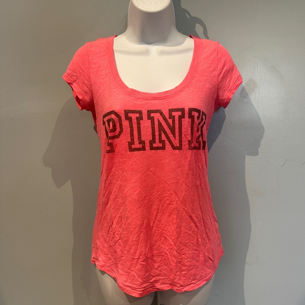 PINK Victoria's Secret Women's Pink Scoop Neck T-Shirt XSmall